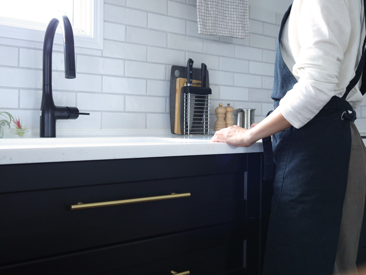 IKEAキッチンのワークトップ高さ915mmの使用イメージ