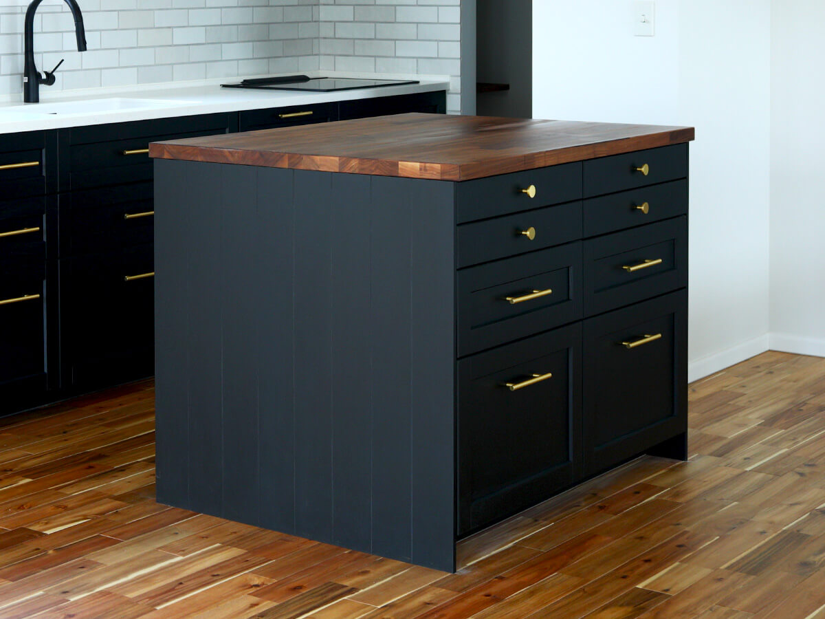 IKEAアイランドカウンター正面の収納部分