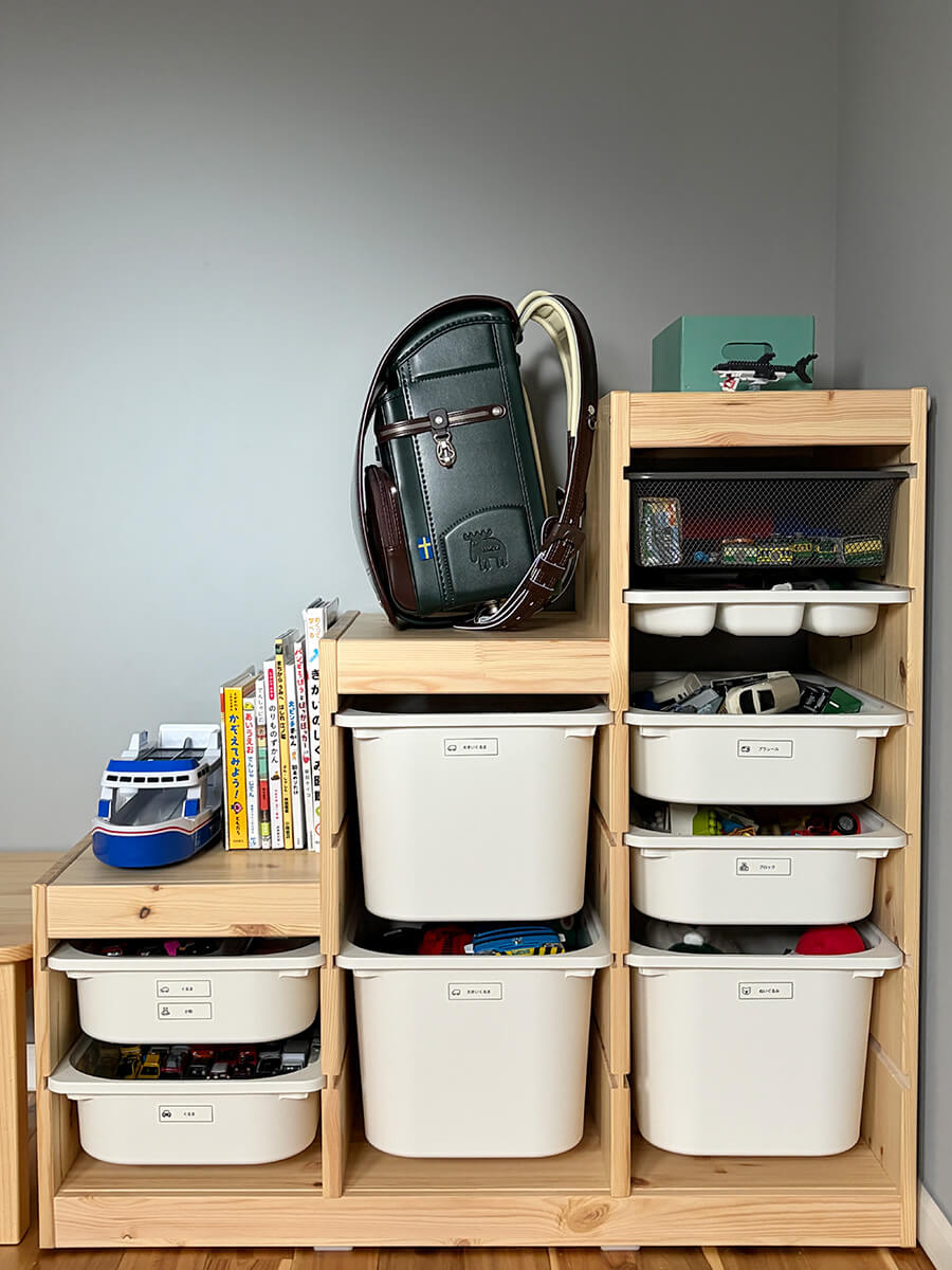 IKEA TROFAST階段型の収納ボックス構成